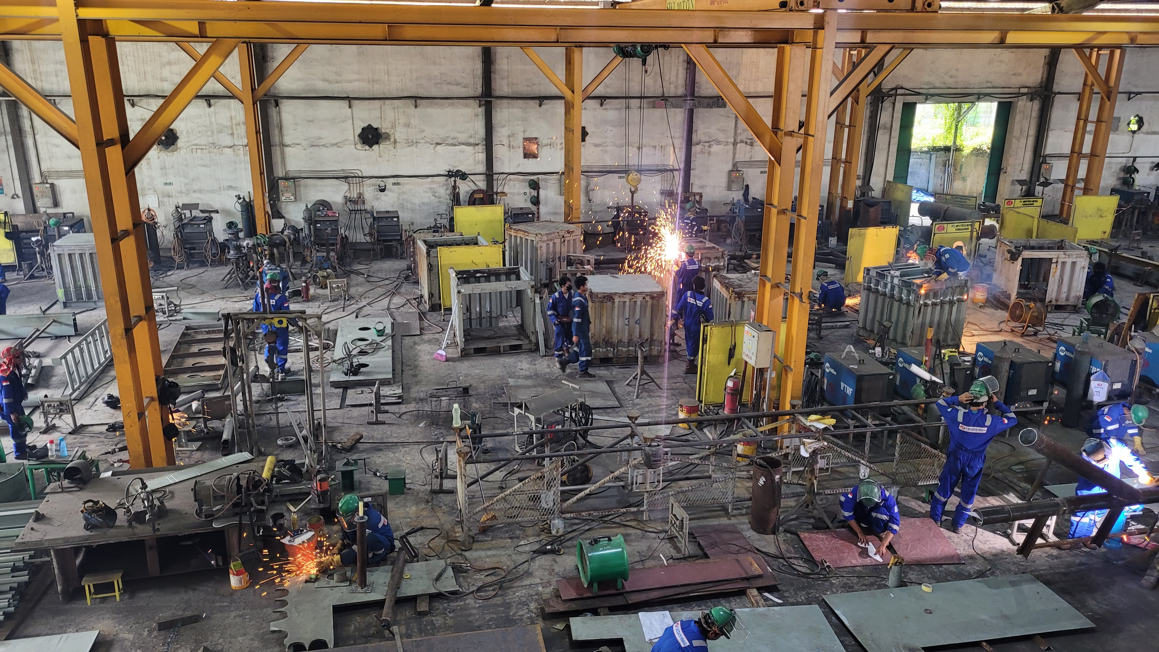 Fabrikasi & Konstruksi